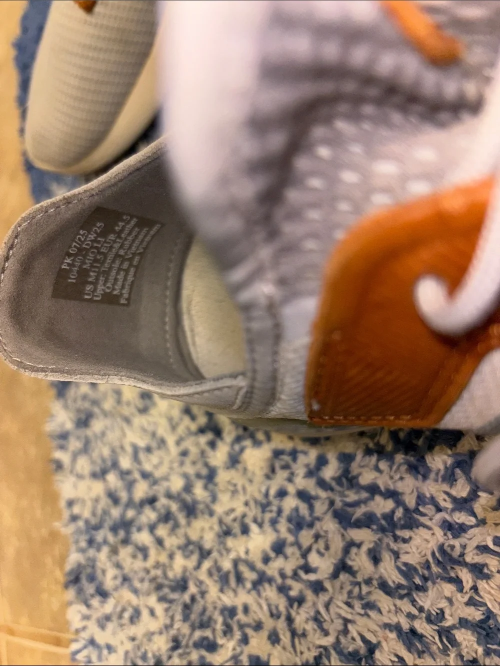 OluKai Mio Li Men's Knit Sneaker - White, Gray & Brown 11.5